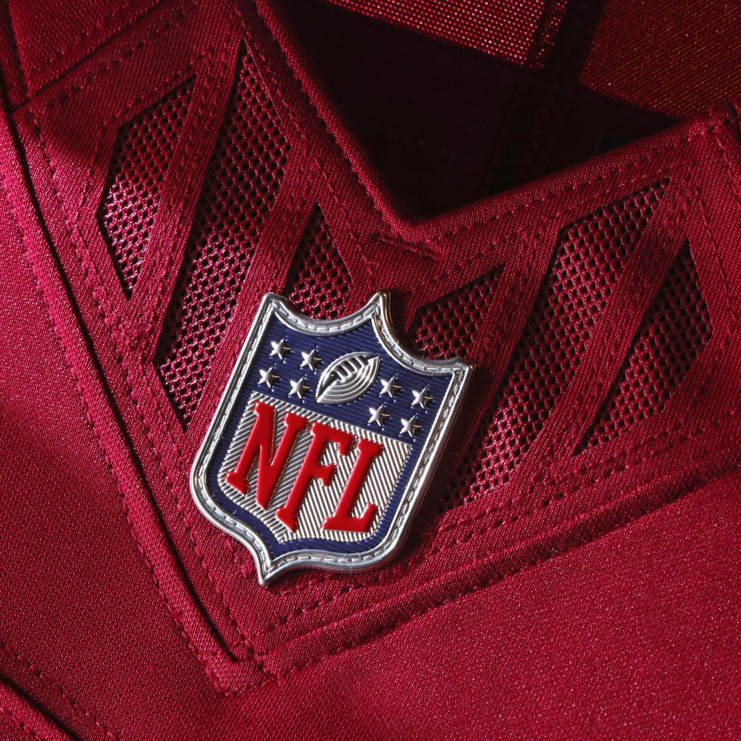 Jayden Daniels Washington Commanders Vapor F.U.S.E. Stitched Limited Jersey - Burgundy