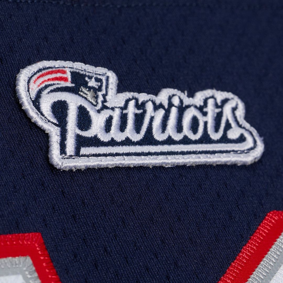 Tom Brady New England Patriots Super Bowl XXXVI Authentic Throwback Jersey - Navy