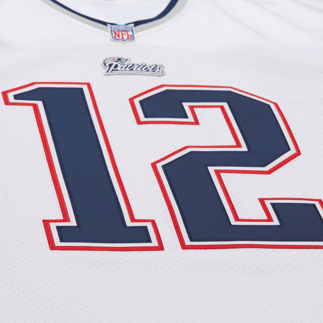 Tom Brady New England Patriots Super Bowl XXXVI Authentic Throwback Jersey - Navy